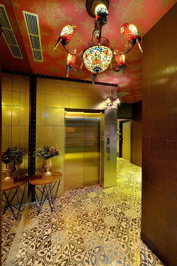 Smokey Joe'S Apartment Kaohsiung Exterior photo